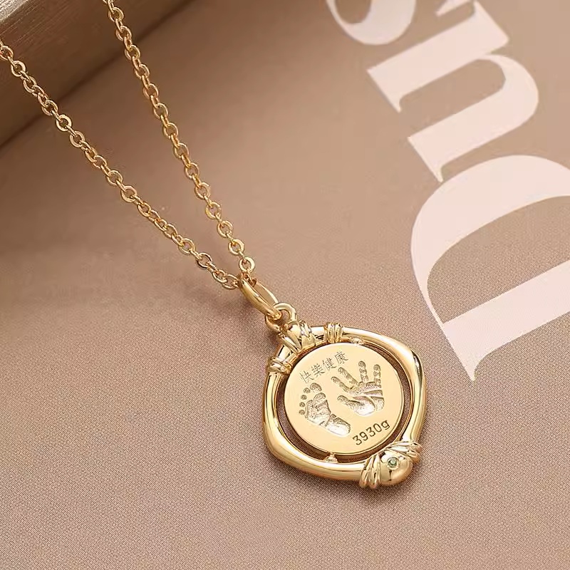 Custom Baby Fingerprint Pendant with Optional Engraving & Rotating in 18K Gold