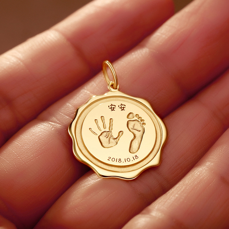 Custom Baby Fingerprint & Handprint & Footprint Pendant in 18K Gold - The Ultimate Personalized Keepsake