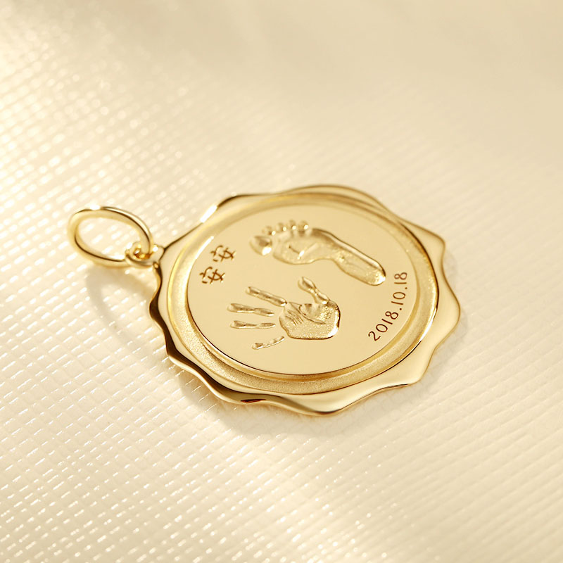 Custom Baby Fingerprint & Handprint & Footprint Pendant in 18K Gold - The Ultimate Personalized Keepsake