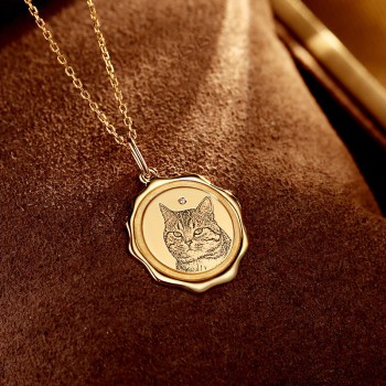 Custom 18K Gold Wax Seal Style Cat Portrait Pendant with Diamond